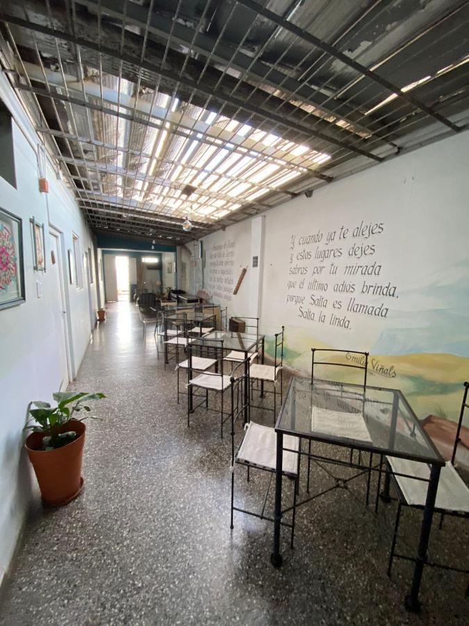 Hostal La Pachamama Salta Bagian luar foto