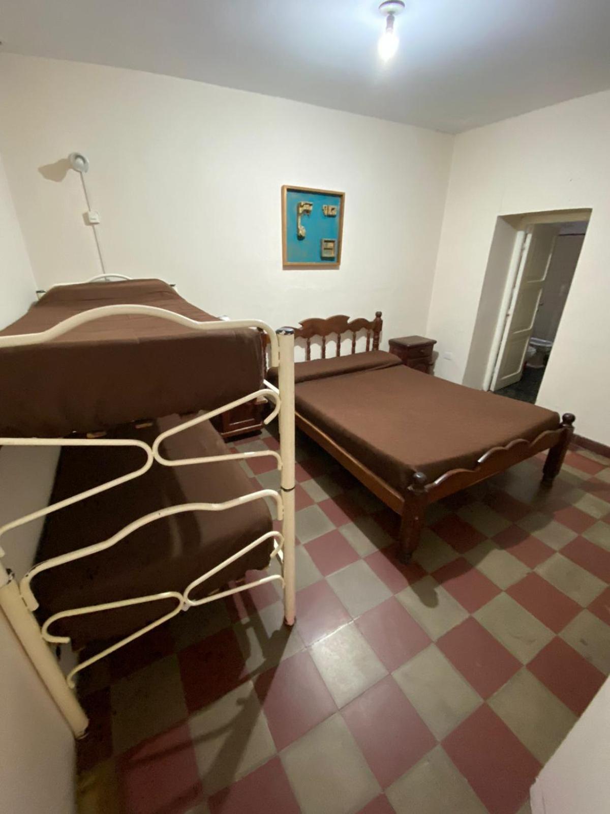 Hostal La Pachamama Salta Bagian luar foto
